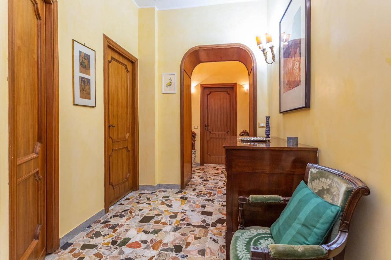 Colosseum Classy Roman Home Екстер'єр фото